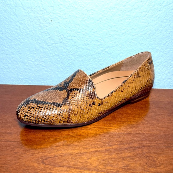 Vionic Willa Boa Print 8.5 Shoes Brown Tan Slip On Loafers NICE! Dress Comfort - Picture 6 of 11